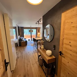  Appartement Tres Bel Au Gets France